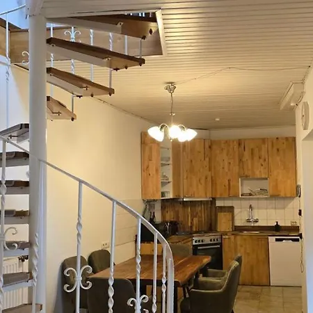 Beautiful House In Apartment Koenigswinter